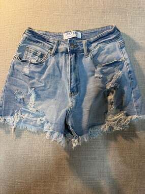Wax Jean Collection Distressed Raw Hem Denim Shorts, Medium